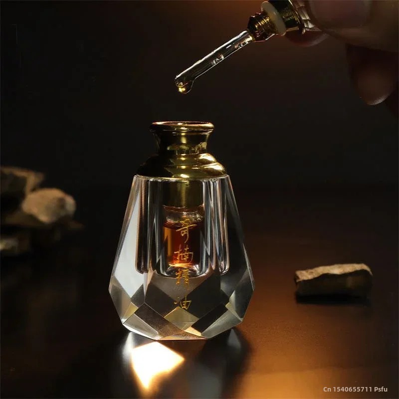 Olio profumato al legno di Oud - Soap Making Raw Material recensione e prezzo